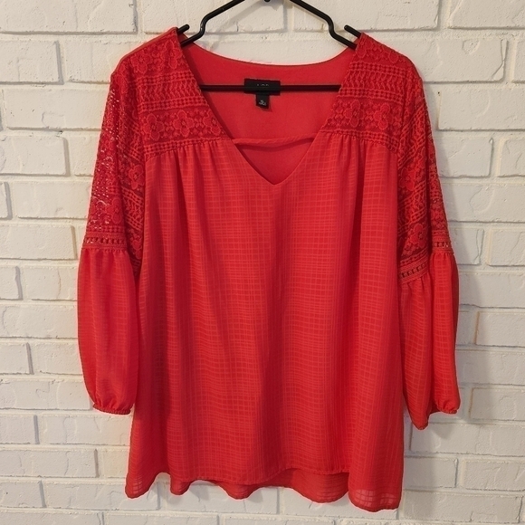AGB Blouse V Neck - Picture 1 of 10